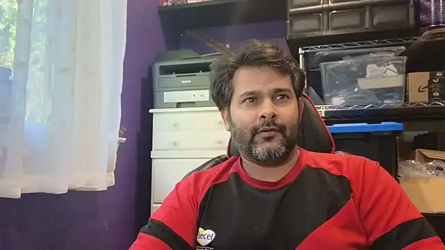 Snapshot of Sakhtlaundaz chatting on 10-05-25, 08:51 Sakhtlaundaz online show from 10-05-25, 08:51