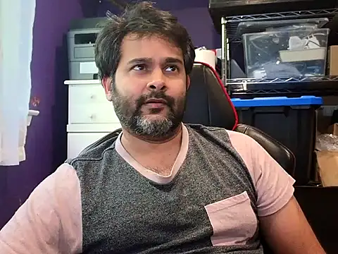 Snapshot of Sakhtlaundaz chatting on 10-09-25, 07:45 Sakhtlaundaz online show from 10-09-25, 07:45