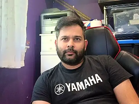 Snapshot of Sakhtlaundaz chatting on 10-16-25, 01:45 Sakhtlaundaz online show from 10-16-25, 01:45