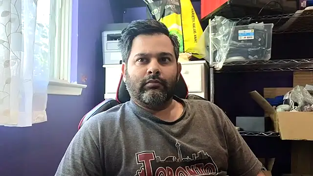 Snapshot of Sakhtlaundaz chatting on 06-03-26, 02:19 Sakhtlaundaz online show from 06-03-26, 02:19