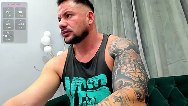Snapshot of musclemonster31 chatting on 02-19-25, 10:20 musclemonster31 online show from 02-19-25, 10:20