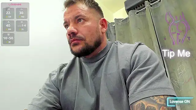 Snapshot of musclemonster31 chatting on 03-22-25, 04:56 musclemonster31 online show from 03-22-25, 04:56