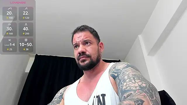 musclemonster31 online show from 05-18-26, 02:51