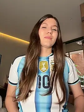 AmelieLaurent  online show from 07-19-26, 03:05