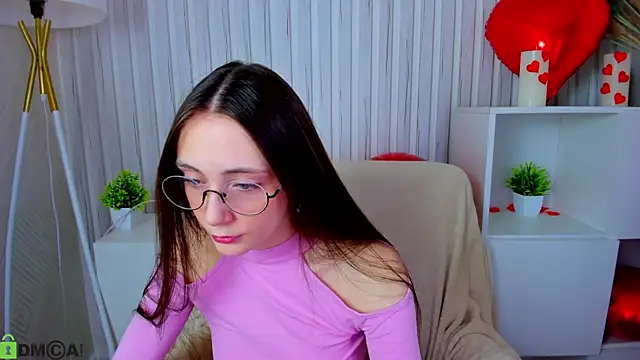 Lexi Split online show from 04-24-26, 01:52