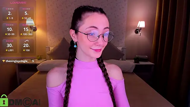 Snapshot of Lexi_Split chatting on 05-10-26, 02:06 Lexi Split online show from 05-10-26, 02:06