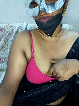 Snapshot of Malluivaniya chatting on 01-22-25, 07:13 Malluivaniya online show from 01-22-25, 07:13