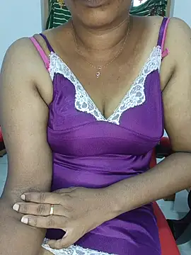 Snapshot of Malluivaniya chatting on 11-07-25, 06:46 Malluivaniya online show from 11-07-25, 06:46