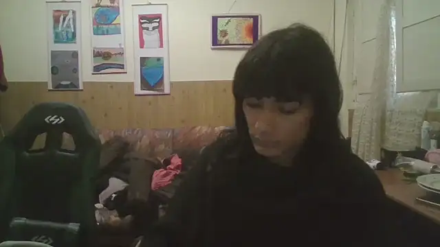 calliemaggotbone online show from 11-04-25, 04:50