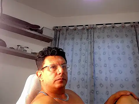 Snapshot of pedropicapi chatting on 11-03-25, 07:48 pedropicapi online show from 11-03-25, 07:48