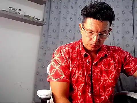 Snapshot of pedropicapi chatting on 11-19-25, 01:16 pedropicapi online show from 11-19-25, 01:16