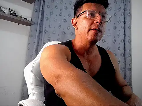 Snapshot of pedropicapi chatting on 12-18-25, 02:06 pedropicapi online show from 12-18-25, 02:06