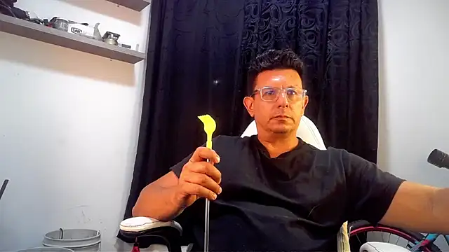 Snapshot of pedropicapi chatting on 04-24-26, 03:42 pedropicapi online show from 04-24-26, 03:42