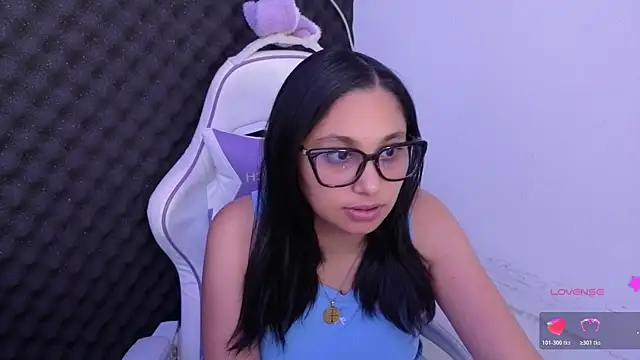 Cuteprincess21 online show from 07-16-26, 01:55