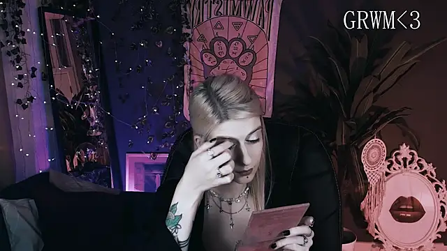 Snapshot of Noah_ElmerX chatting on 01-10-26, 05:37 Noah ElmerX online show from 01-10-26, 05:37