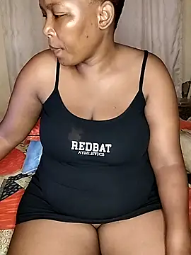 Snapshot of makaviwe chatting on 03-12-25, 03:35 makaviwe online show from 03-12-25, 03:35