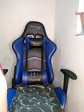 Rafaelayamazaki online show from 10-01-25, 02:45