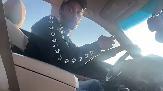 Snapshot of ITSONLYKENNY chatting on 01-28-25, 09:50 ITSONLYKENNY online show from 01-28-25, 09:50