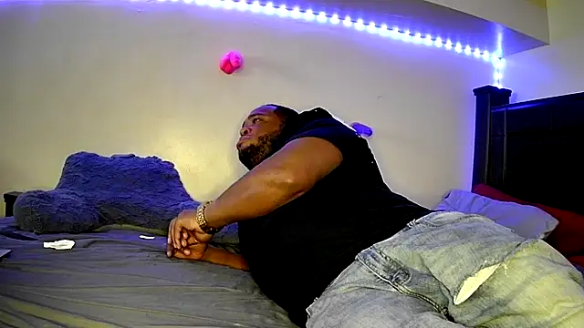 Snapshot of juliet_bandit227 chatting on 01-12-25, 02:09 juliet bandit227 online show from 01-12-25, 02:09