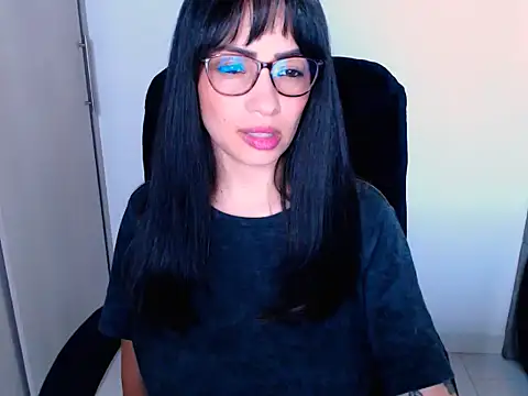 Snapshot of diana__34 chatting on 11-26-25, 11:39 diana 34 online show from 11-26-25, 11:39