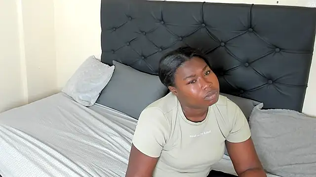 Cristale69 online show from 02-05-26, 06:45