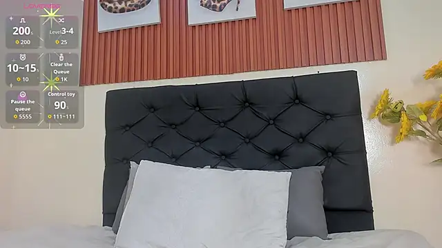 Cristale69 online show from 04-25-26, 06:38