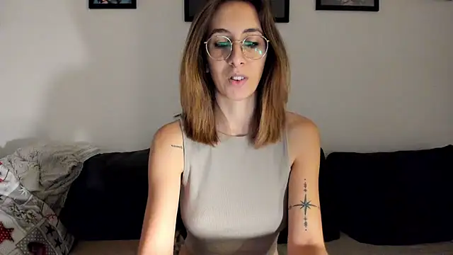 DesireMore90 online show from 01-21-25, 06:55