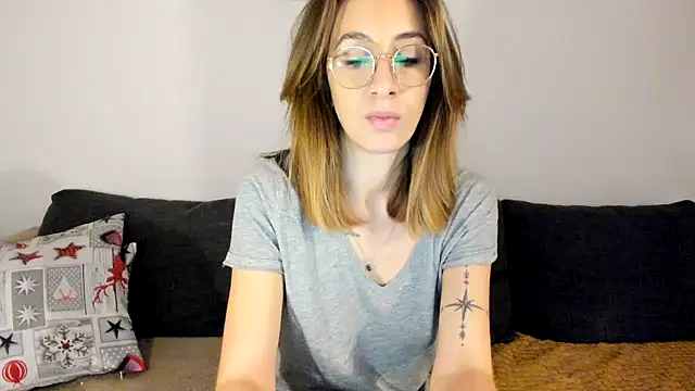 DesireMore90 online show from 02-05-25, 04:03