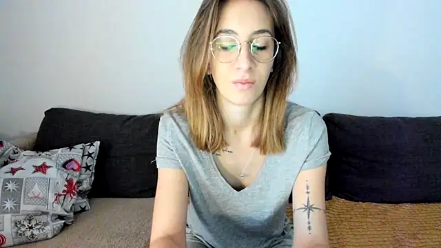 DesireMore90 online show from 02-06-25, 08:39