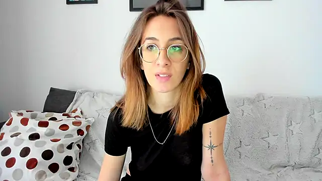 DesireMore90 online show from 02-26-25, 11:52