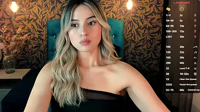 KiaraCarter online show from 12-11-24, 08:07