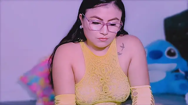 Snapshot of KathieBurning chatting on 02-19-25, 03:38 KathieBurning online show from 02-19-25, 03:38
