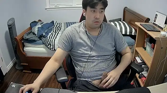 Koreanboy171 online show from 03-15-26, 04:07