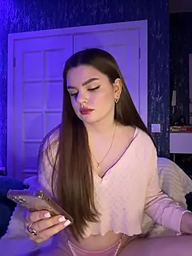 Snapshot of Elizabeth_Hottie_ chatting on 03-15-25, 10:33 Elizabeth Hottie  online show from 03-15-25, 10:33