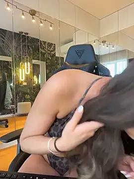 MileySin1111 online show from 04-17-26, 01:58