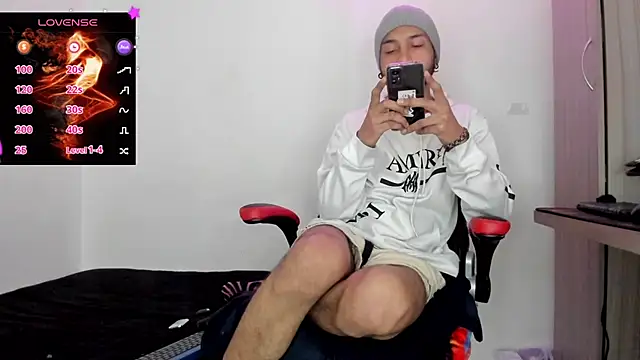 Aron Baylor online show from 11-16-25, 09:37