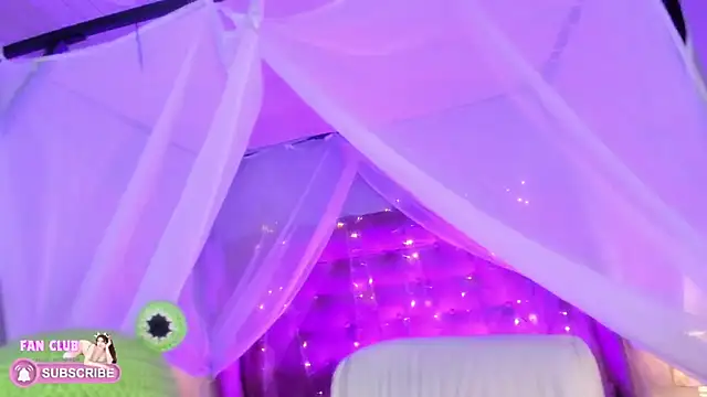 Snapshot of Ellie_Jhonson__ chatting on 02-03-25, 12:03 Ellie Jhonson   online show from 02-03-25, 12:03
