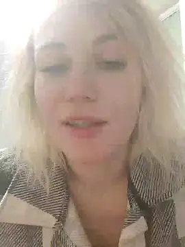 Snapshot of Linda_Gregory chatting on 12-07-24, 12:30 Linda Gregory online show from 12-07-24, 12:30