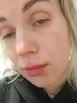 Snapshot of Linda_Gregory chatting on 03-03-25, 01:42 Linda Gregory online show from 03-03-25, 01:42