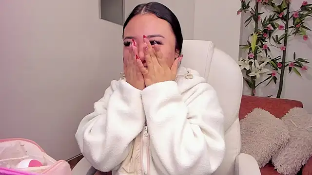 Snapshot of Lulu_Sakura_ chatting on 03-15-25, 03:18 Lulu Sakura online show from 03-15-25, 03:18