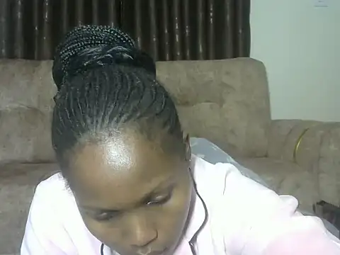 AurelAda online show from 10-10-25, 10:31