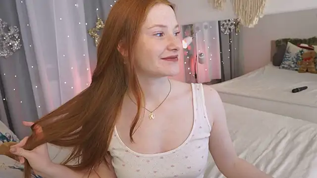 FiaMoor online show from 12-22-25, 06:54