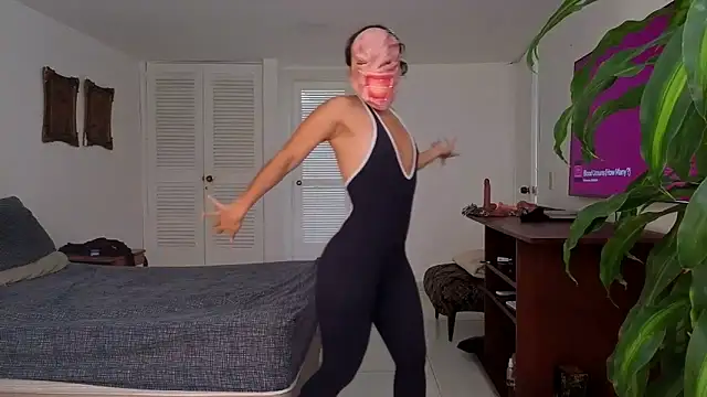 Princess Celta online show from 10-11-25, 03:21