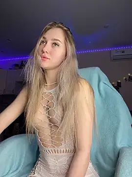 Good  Girl  online show from 04-10-26, 11:26