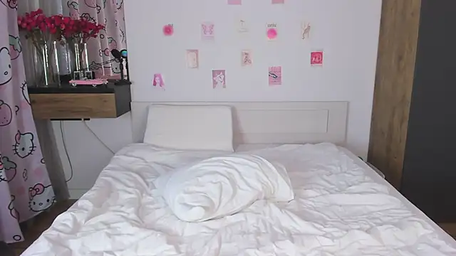MiaKeler online show from 06-10-26, 04:06