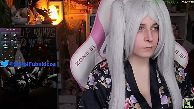 ShiroiFubuki online show from 12-13-24, 06:59