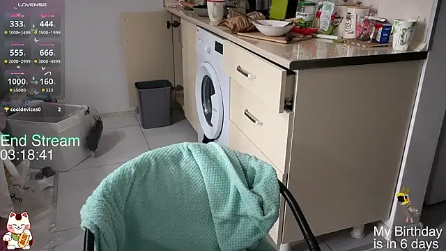 Snapshot of ShiroiFubuki chatting on 02-13-26, 09:27 ShiroiFubuki online show from 02-13-26, 09:27