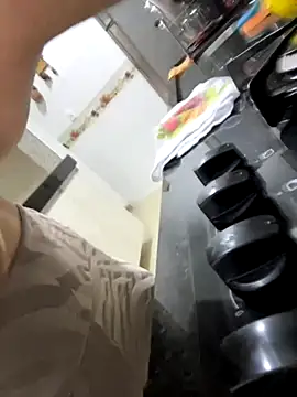 lupyta20 online show from 09-18-25, 11:34