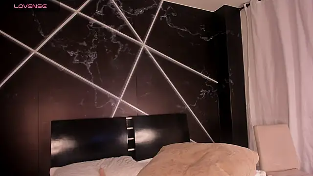  valeriiee  online show from 02-17-25, 10:36