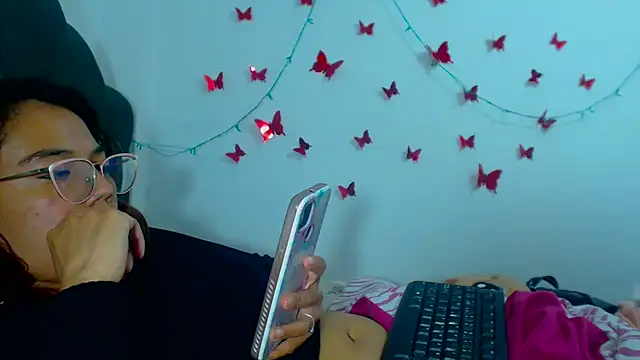 AmaraRoberts420 online show from 12-16-24, 04:02